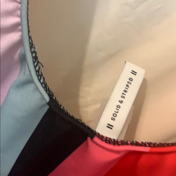 Solid and striped one piece - Picture 5 of 5